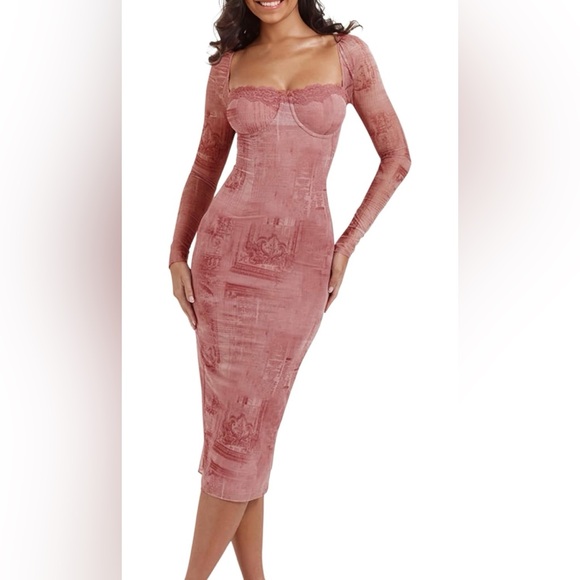 Elegant Pink Long-Sleeve Dress - Picture 2 of 9